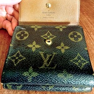 Louis Vuitton Vintage Monogram Elise Square Compact Wallet